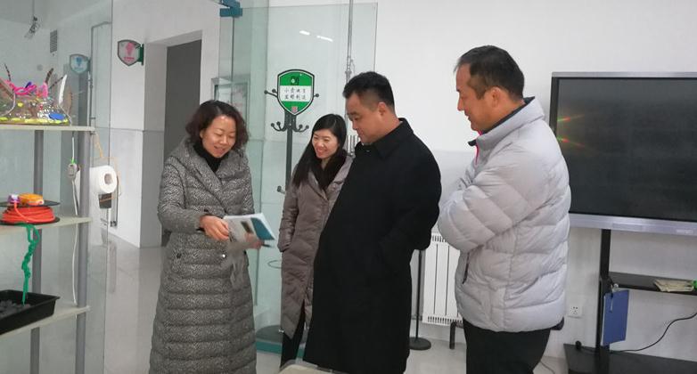 鴻鵬教育交流