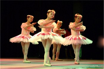 優藝德國際藝術幼兒園