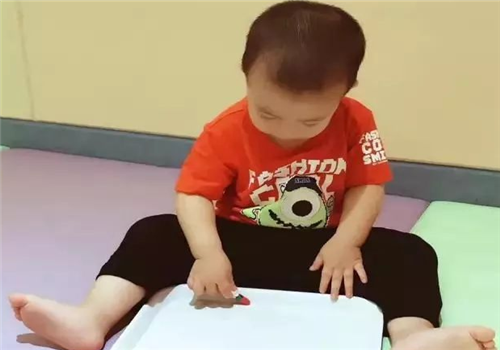兩岸早教加盟