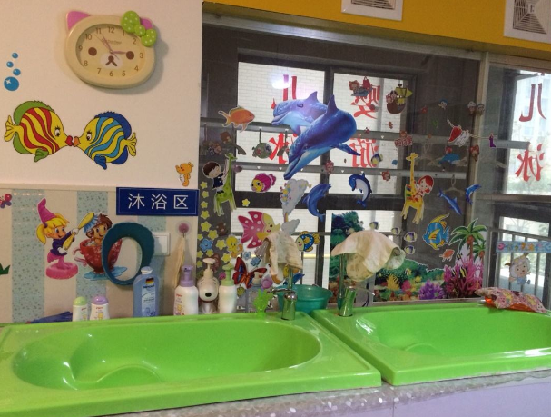 親親天使嬰兒游泳館加盟