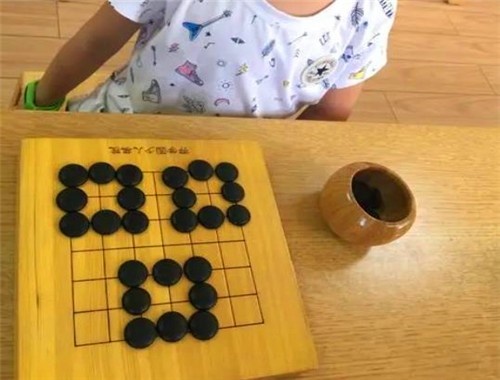 弈學(xué)園少兒圍棋加盟電話(huà)