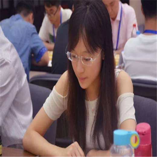 坤派巾幗女子學(xué)堂