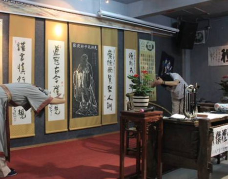 國學(xué)堂
