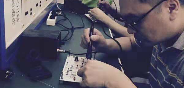 申倫職業(yè)加盟
