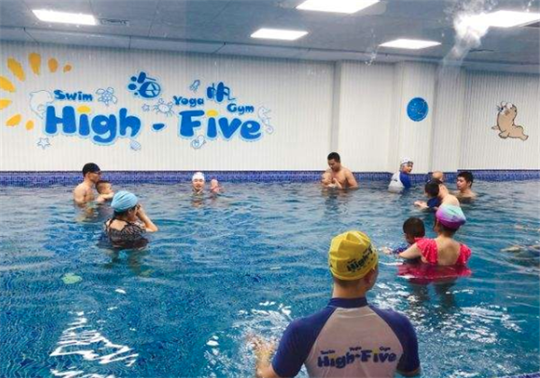 海帆親子游泳館