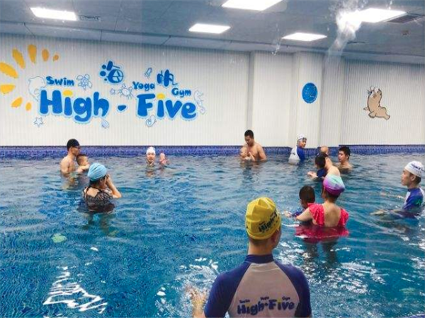 海帆親子游泳