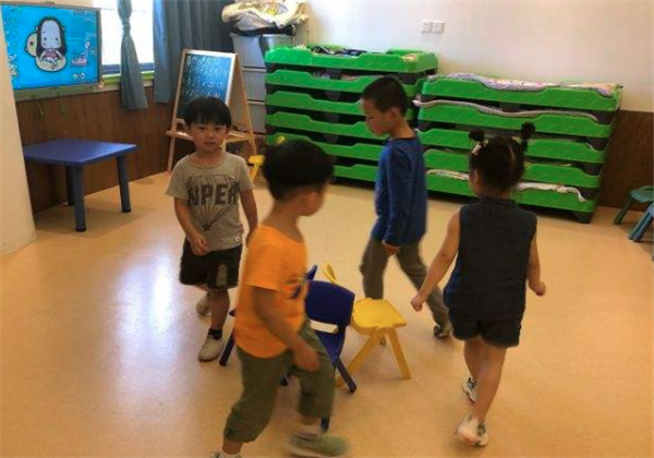 彩虹蝸牛教育