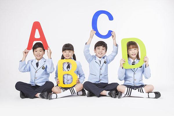 麗寧國際英語樂學(xué)堂加盟