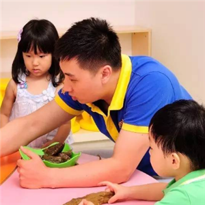 少年行教育加盟