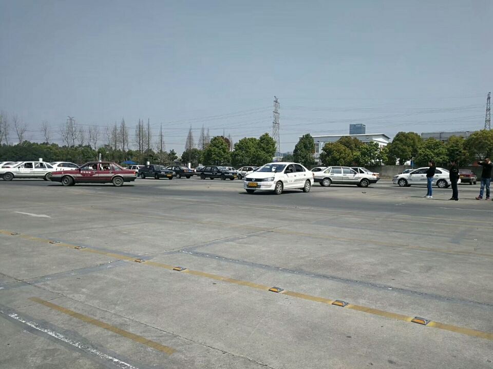 菁華駕校加盟