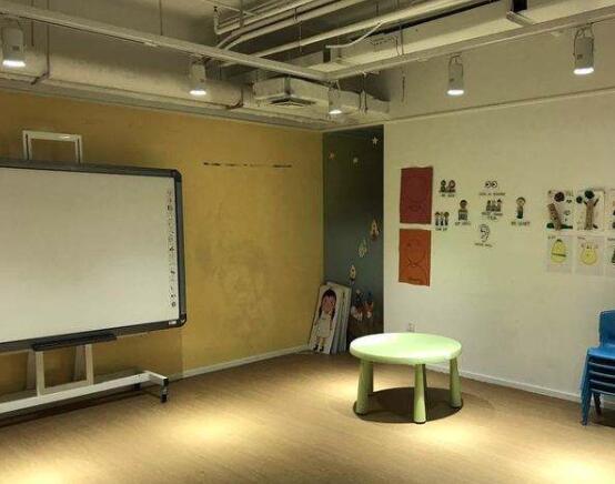 X SCHOOL未來學院加盟