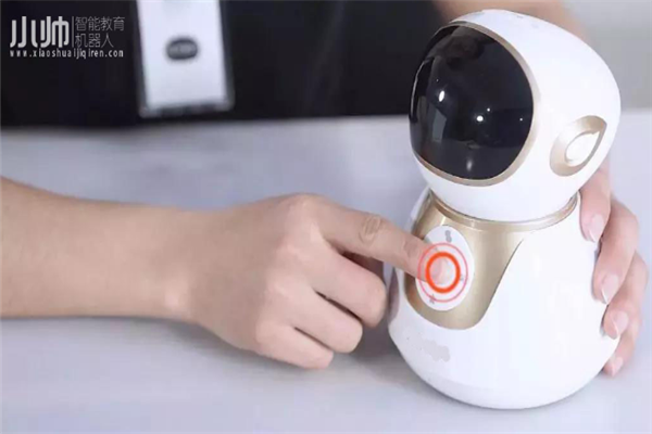 小帥智能教育機器人加盟