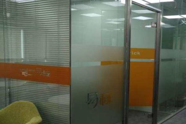 易稼培訓(xùn)學(xué)校加盟