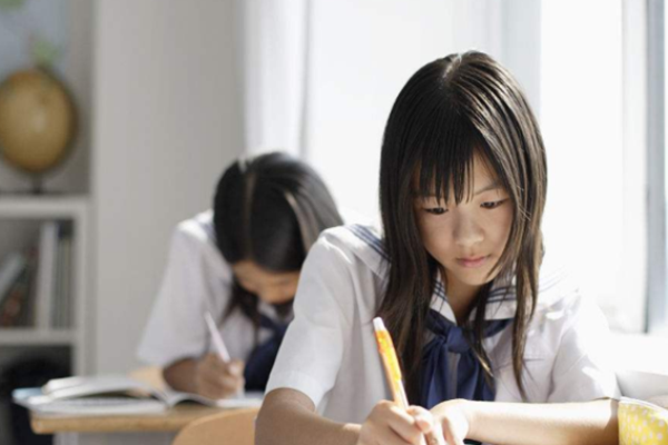 輕舟教育加盟