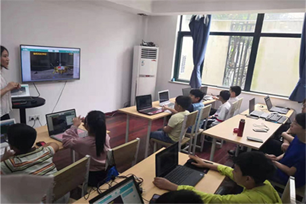 魔石酷少兒編程加盟