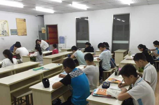 可杰教育加盟優