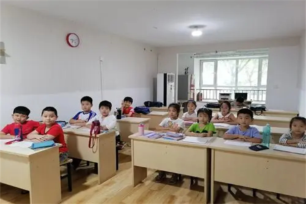 巨森·梧桐林校外成長(zhǎng)中心加盟