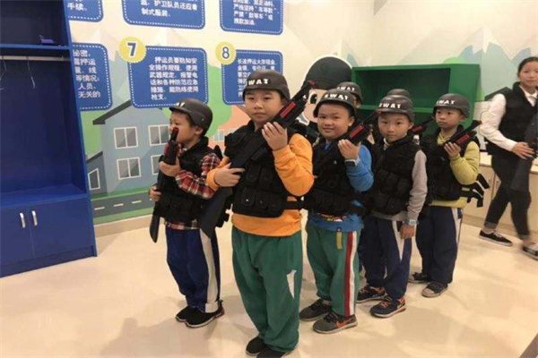 樂八小鎮加盟
